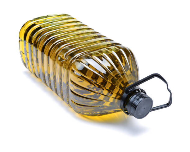 Olive oil bottle(+clipping path)  isolated on white background